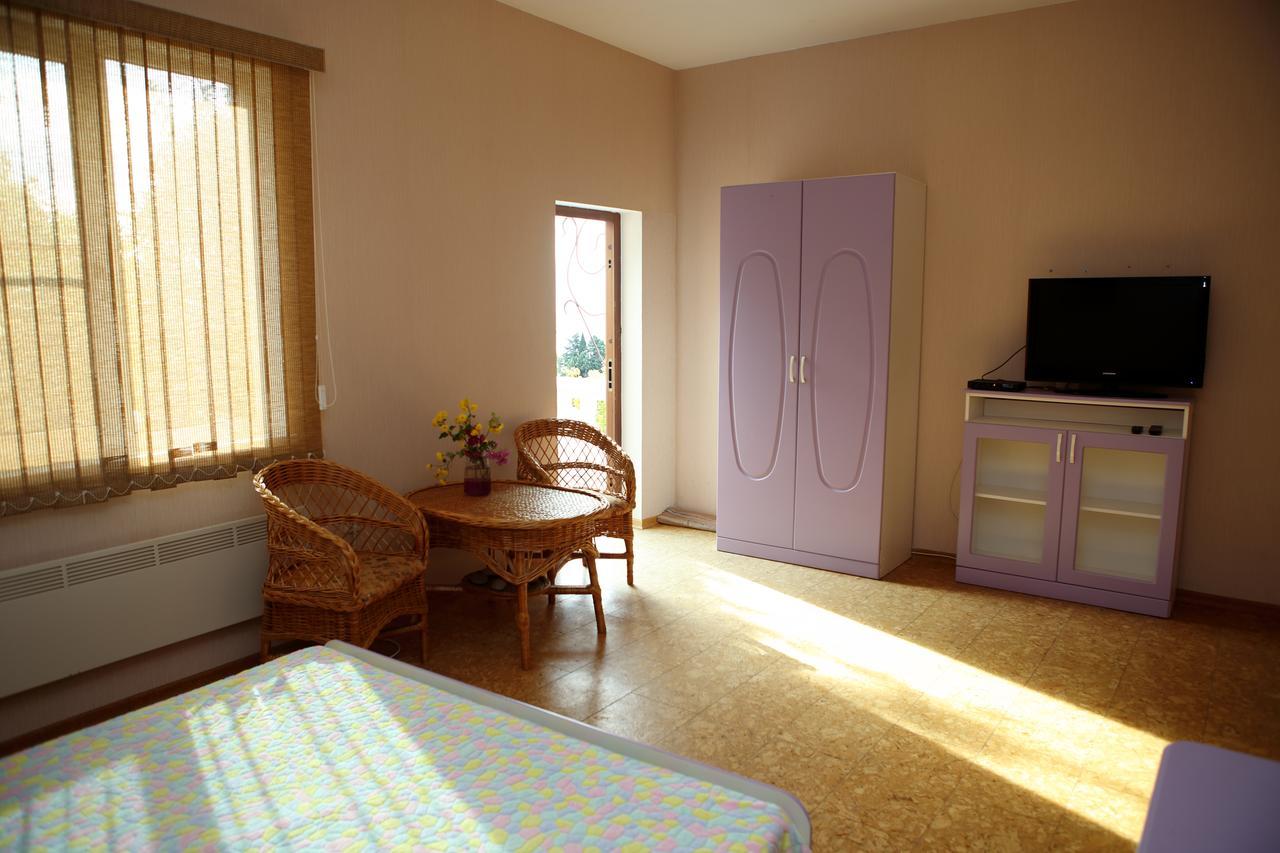 Mamzyshkha Guest House Gagra Extérieur photo